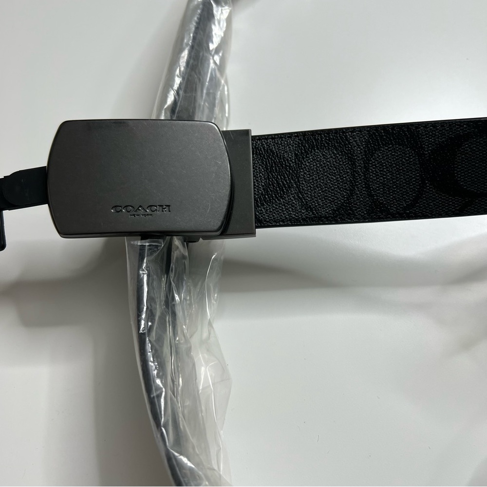 NWT COACH Plaque Buckle Cut To Size Reversible Belt 38 MM Black Charcoal - Picture 4 of 5